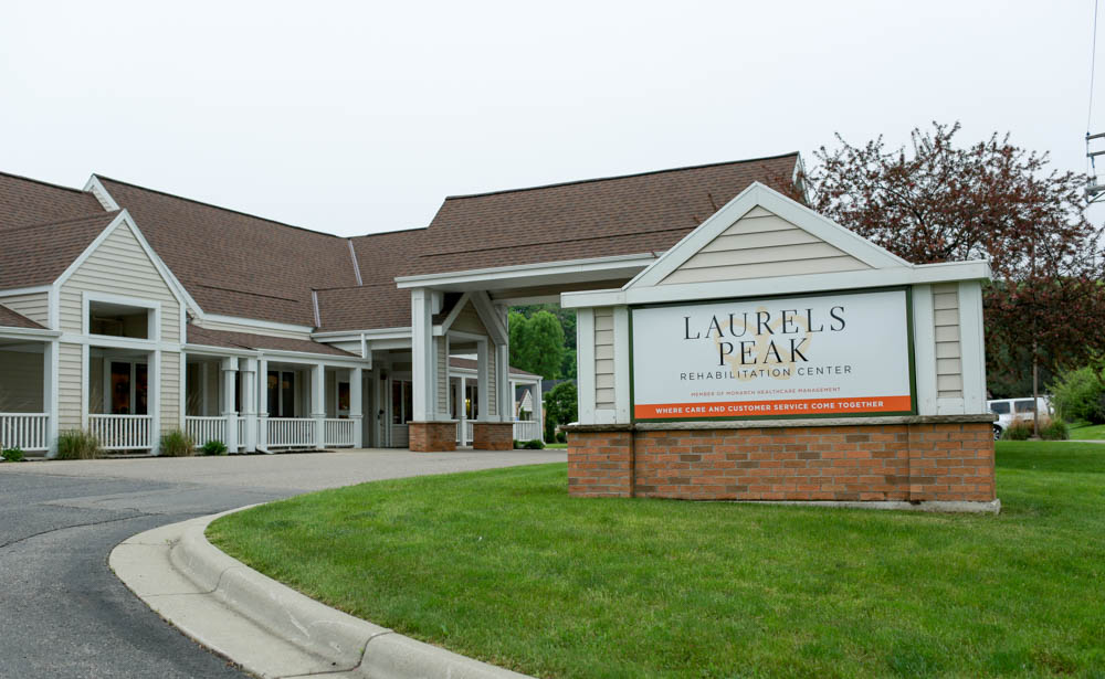 Laurels Peak Rehabilitation Center_6